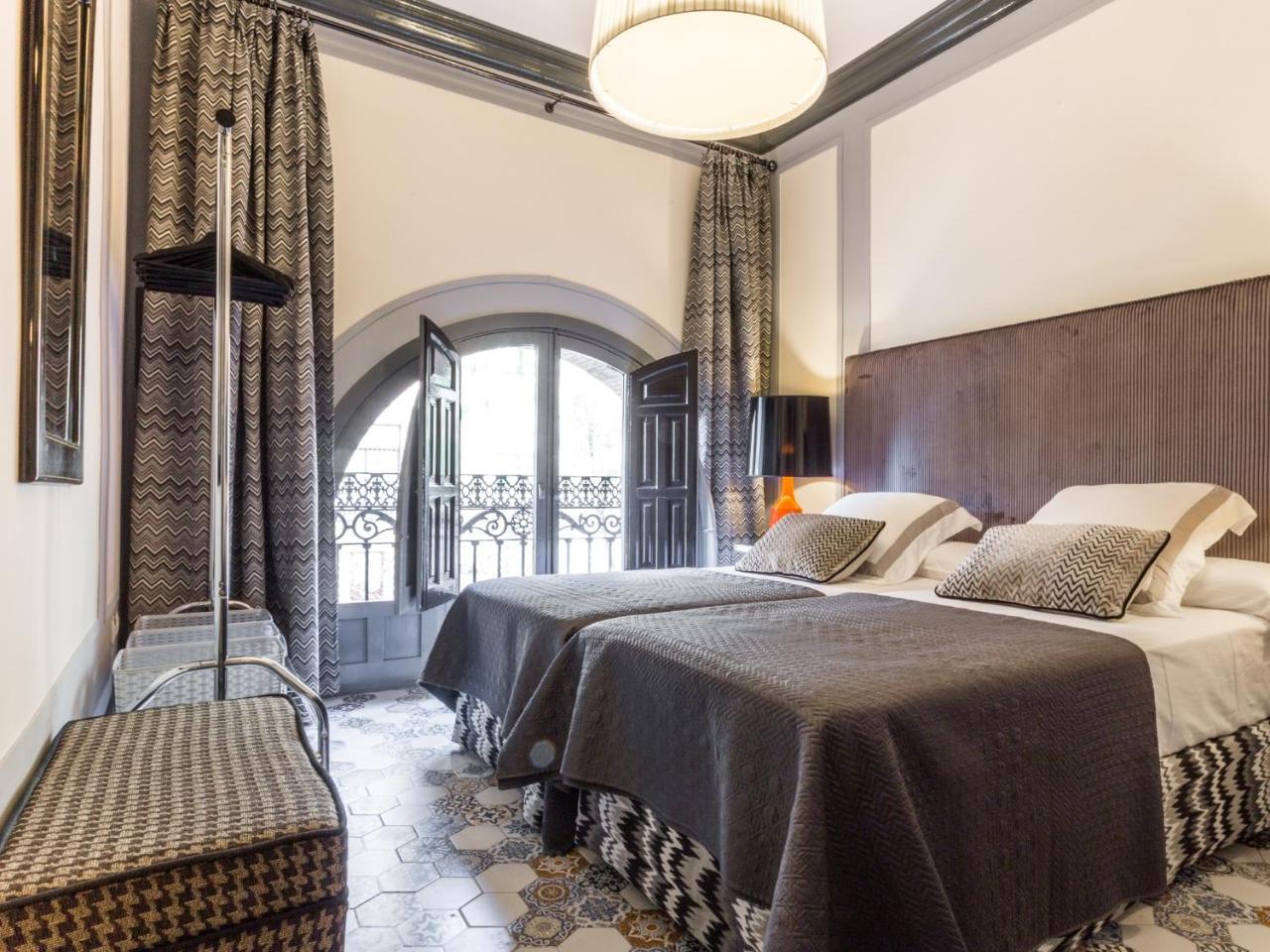 Puerta De La Victoria Lejlighed Sevilla Eksteriør billede